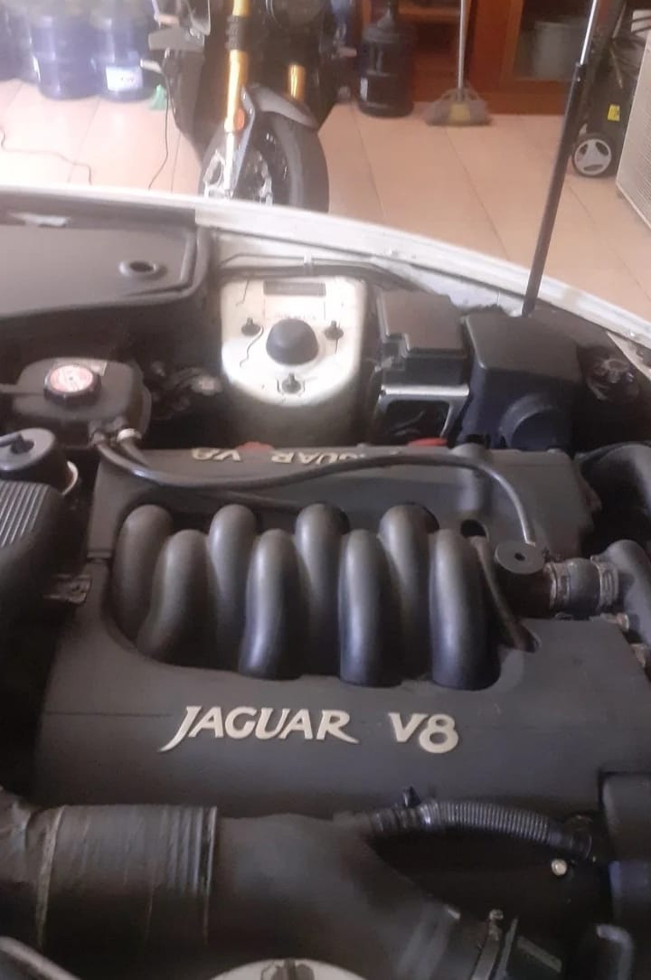 Servis AC Mobil oleh teknisi Nusantara Auto Care